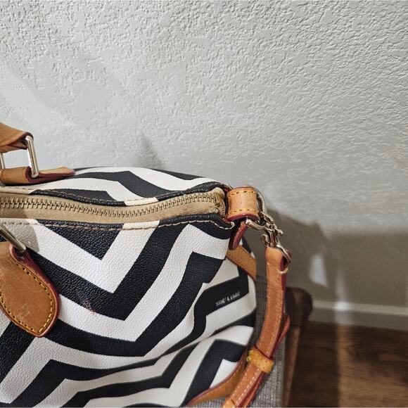 Dooney & Bourke Cheveron Geena Sachel - Picture 8 of 16